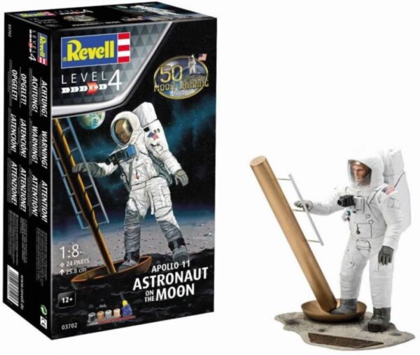 Revell Apollo 11 Astronaut on the Moon Gift Set