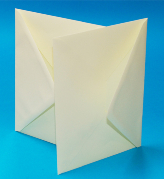Pack of 30 C5 Envelopes - Cream