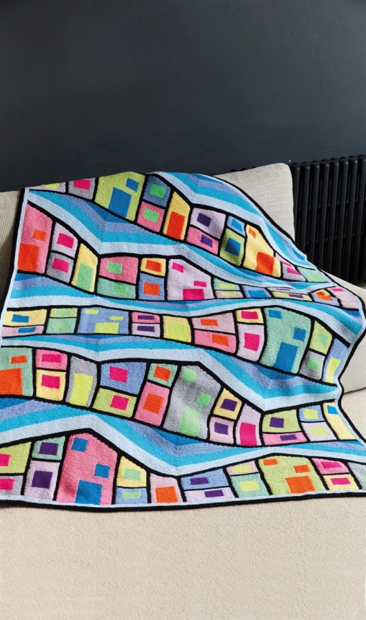 Hayfield At Home With Margaret Holzmann 10 Knitted Blanket Patterns - Image 10