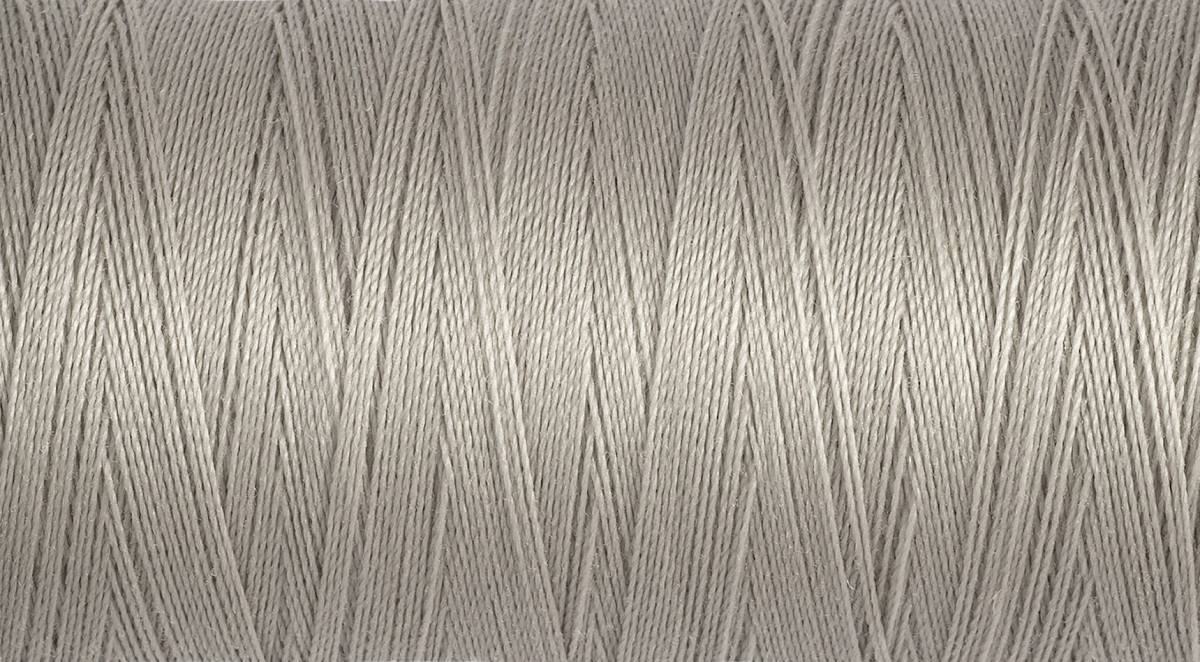 Gutermann Sew-All Thread 250m - Image 5