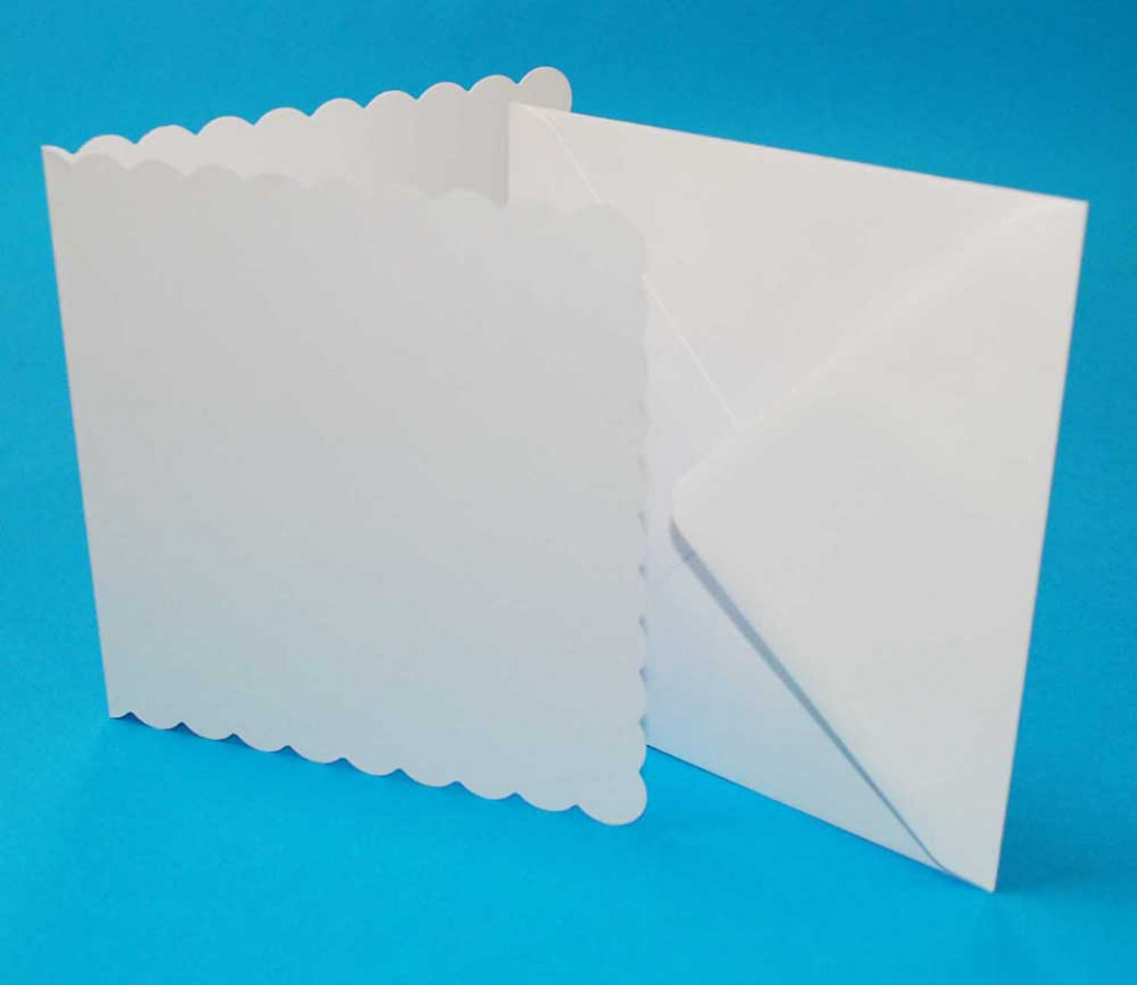 Pack of 50 5"x5" Scalloped Cards & Envelopes - White