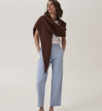 Sirdar Knitted Shawl Pattern 10919