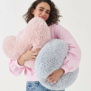 Sirdar Lavable Cushion Covers Knitting Pattern