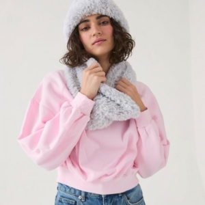 Sirdar Fluffy Snood & Hat Knitting Pattern