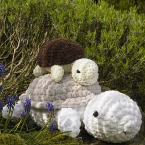 James C Brett Crochet Pattern JB935  Tilly & Tommy Tortoise