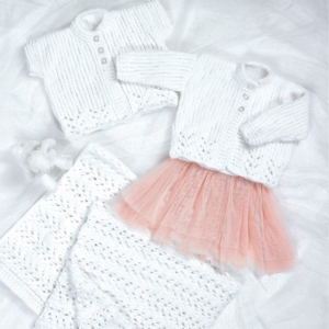 James.C.Brett Intermediate Knit - JB949