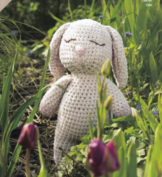 James C Brett Crocht Pattern JB932 Beatrice Bunny