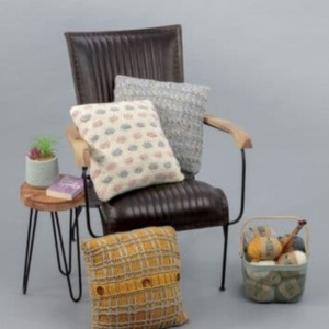 Wendy Wools Cushion Covers Pattern 7009