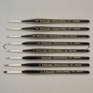 Miniature Brushes for Modelling