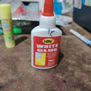 Glue White